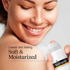 Neutrogena Clear Body Spray - SPF 50 - 5oz: Unscented, Noncomedogenic, Contains Vitamin E, Contains Niacinamide